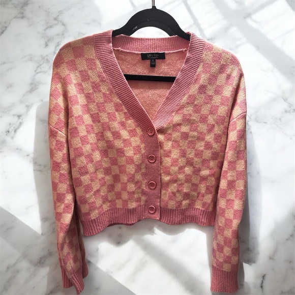 Witty Fox Sweaters - Pink & Cream Checkered V-Neck Button Cardigan
